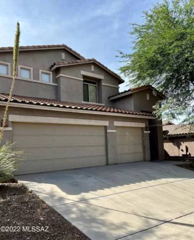 Main picture of 4334 N Sunset Cliff Dr