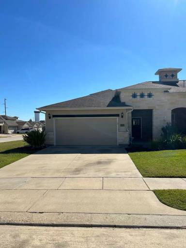Main picture of 1753 Heath Dr