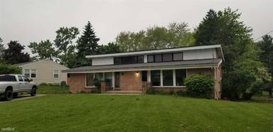 Main picture of 3361 Poinsettia Ave SE