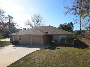 Main picture of 4 Eton Ln
