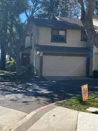 Main picture of 6698 Altawoods Way