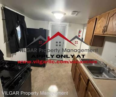 Main picture of 1438 W 19th Ave