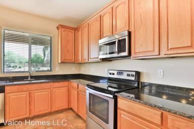 Main picture of 4711 S Calderon Cir