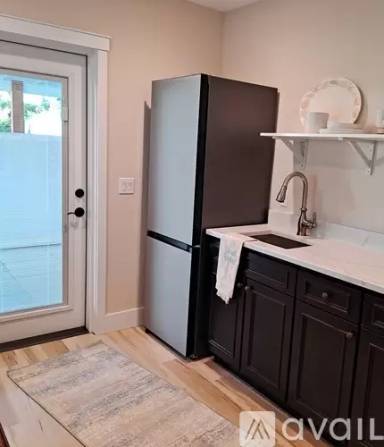 Main picture of 9086 SE Mars St
