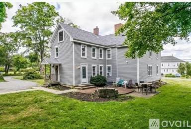 Main picture of 903 Gardners Neck Rd