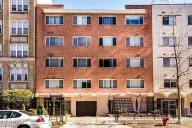 Main picture of 5953 N Kenmore Ave
