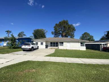Main picture of 1334 Lakeview Rd