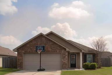 Main picture of 15592 Magicstone Dr