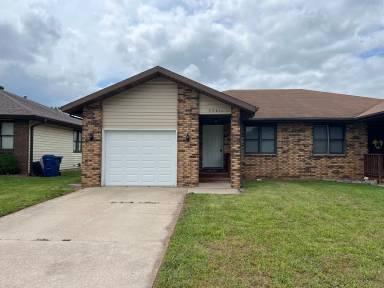 Main picture of 3361 S Clifton Ave