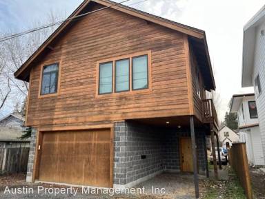 Main picture of 48 NW McKay Ave