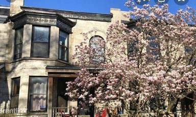 Main picture of 3806 N Wilton Ave