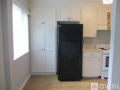 Main picture of 324 Lincoln St