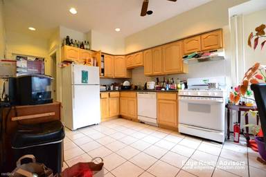 Main picture of 10 Strathmore Rd