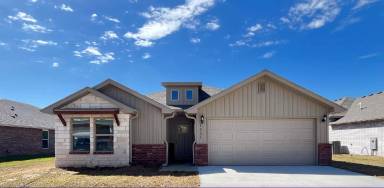 Main picture of 1331 Ari Ave