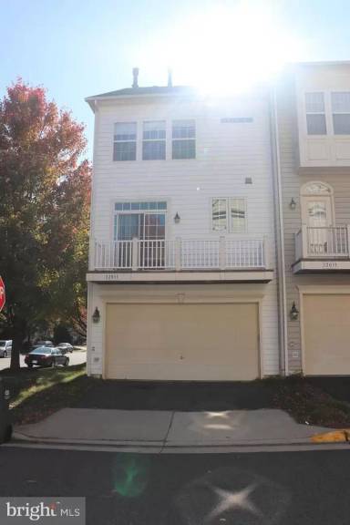 Main picture of 12031 Overbridge Ln