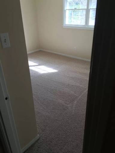 Main picture of 3910 W Charmaine Cir