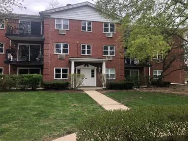Main picture of 120 N Lincoln Ln