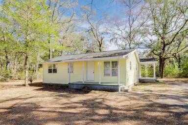 Main picture of 144 Old Oak Rd