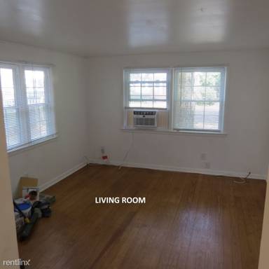 Main picture of 123 W Pierson Ave