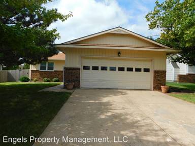 Main picture of 4149 Danbury St