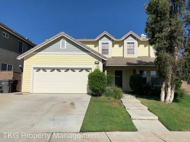 Main picture of 24967 Cliffrose St