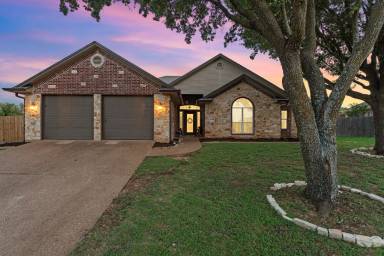 Main picture of 10141 Aragon Dr
