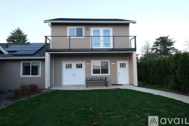 Main picture of 550 S 11th Ave