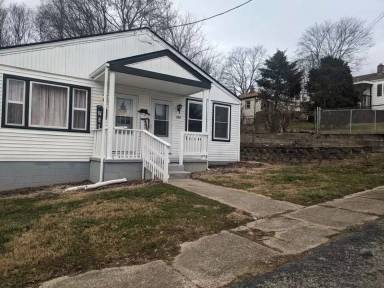 Main picture of 280 E Forest Ave