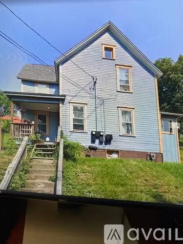 Main picture of 813 Louise Ave