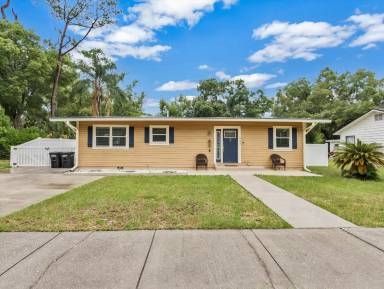Main picture of 550 Plumosa Dr