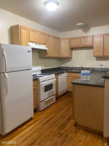 Main picture of 7350 S Phillips Apartments