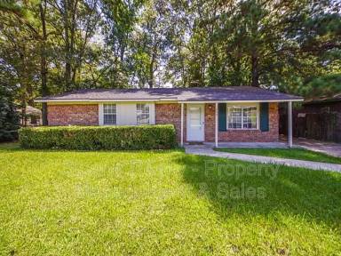 Main picture of 202 Barshay Dr