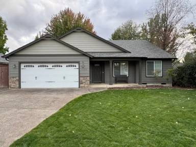 Main picture of 1588 Inverness Dr
