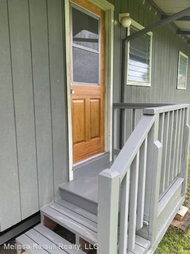 Main picture of 305 Kaumana Dr