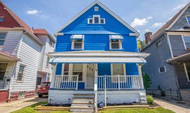 Main picture of 1215 E 113th St