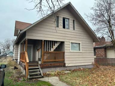 Main picture of 4007 N Napa St