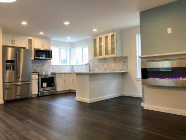 Main picture of 12367 14th Ave NE