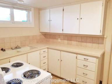 Main picture of 904 SW Dorion Ave