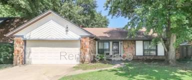 Main picture of 2616 W Urbana St