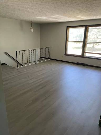 Main picture of 709 Logan Rd