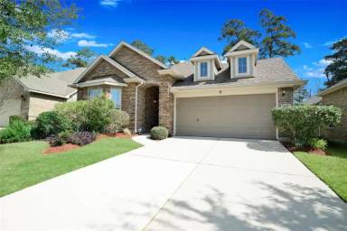 Main picture of 139 Hawkhurst Cir