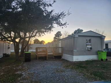 Main picture of 204 Camp Davis Rd