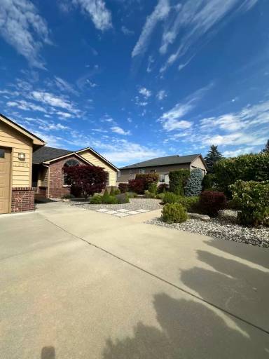 Main picture of 1264 Wheat Ridge Rd