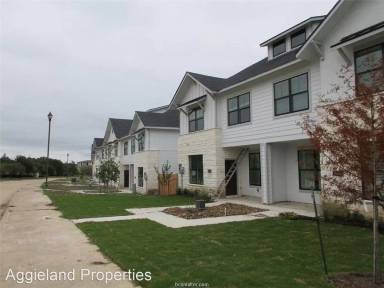 Main picture of 2114 Crescent Pointe Pkwy