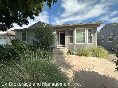 Main picture of 3828 Volk Ave