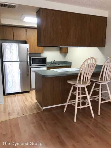 Main picture of 7182 Melody Ln