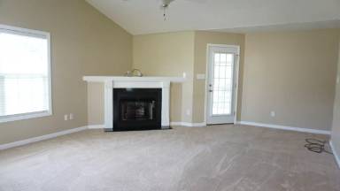Main picture of 916 Broadmore Dr