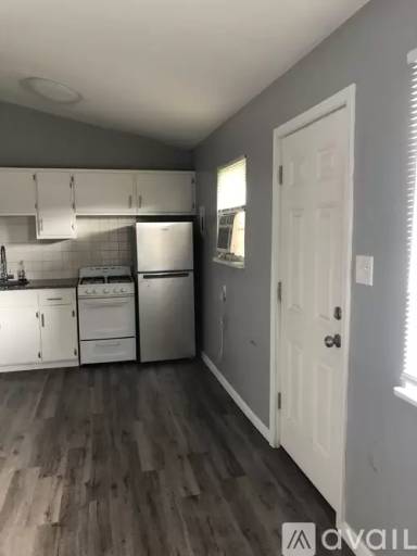 Main picture of 846 Madison Ave