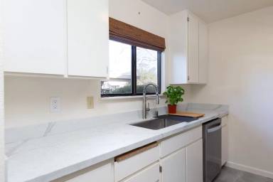 Main picture of 1170 Whitewater Cv