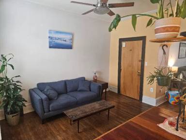Main picture of 4210 Chester Ave